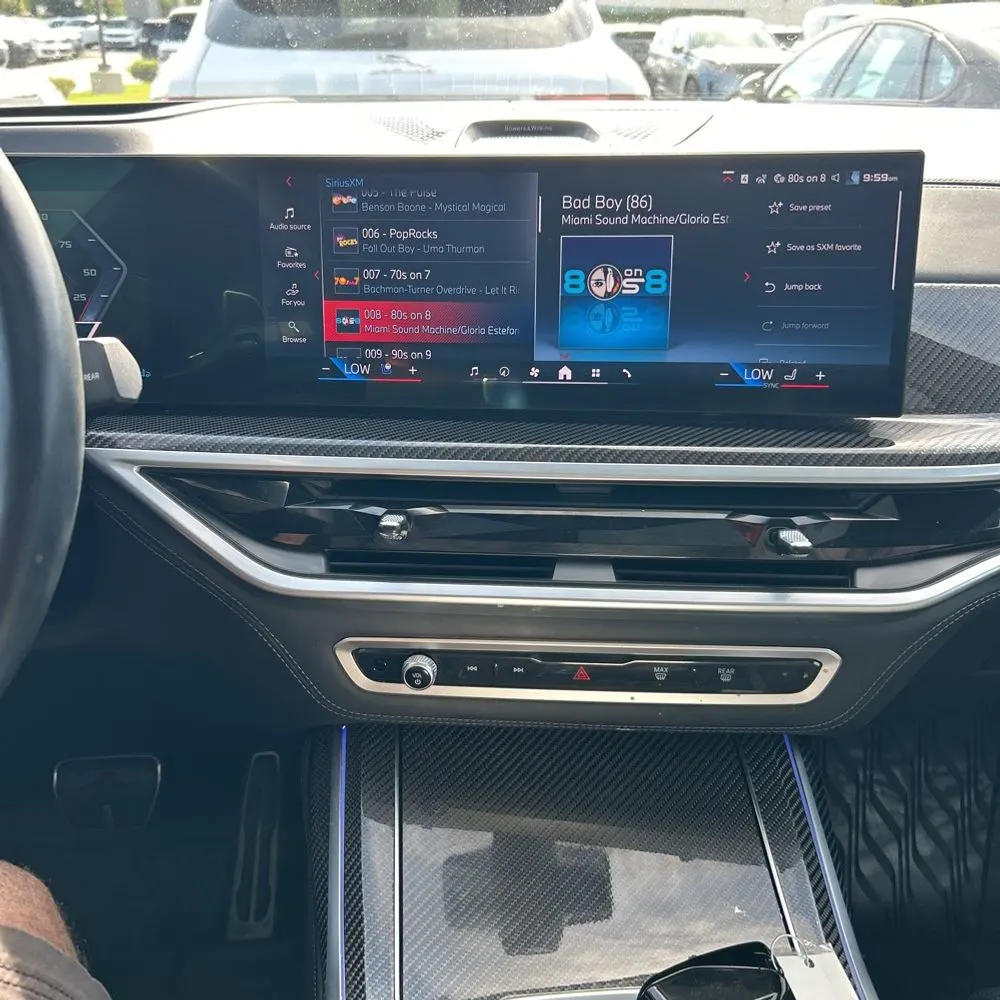 2024 BMW X7 M60i