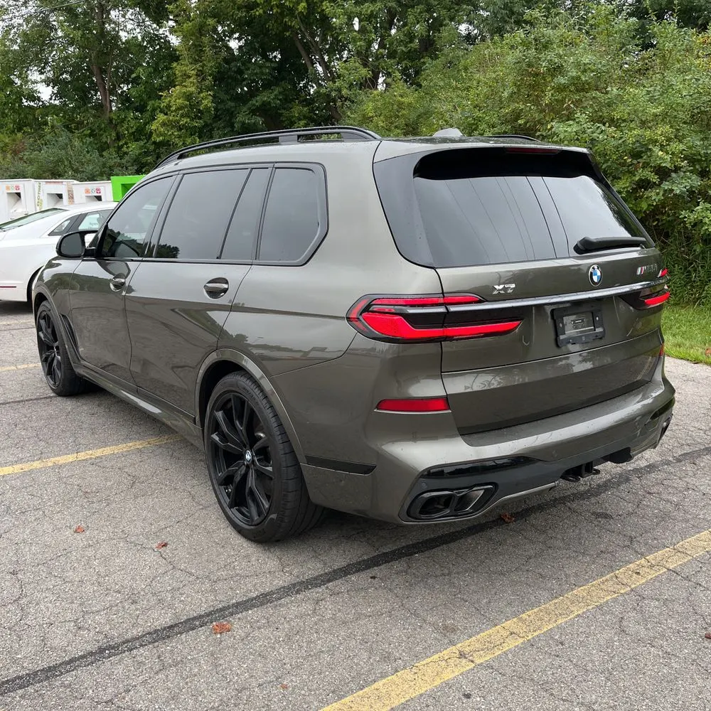 2024 BMW X7 M60i