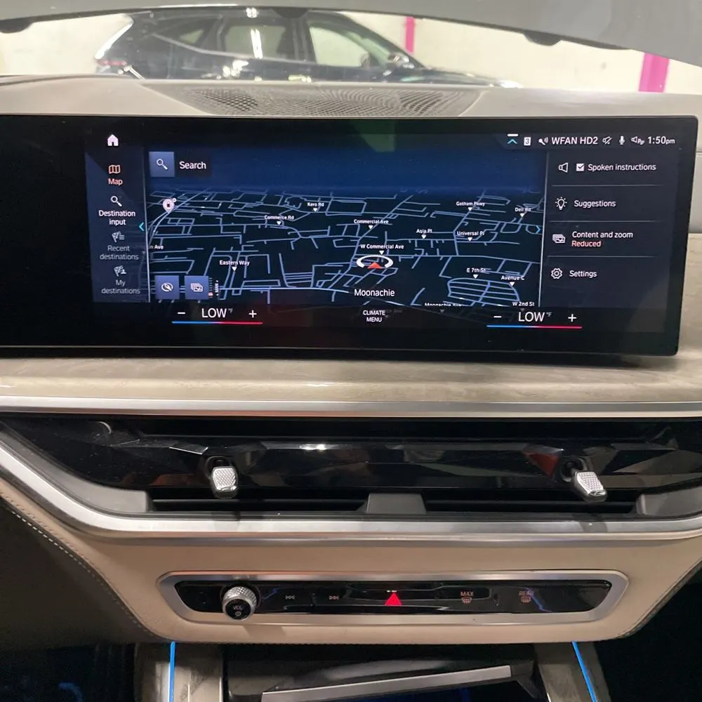 2023 BMW X7 M60i