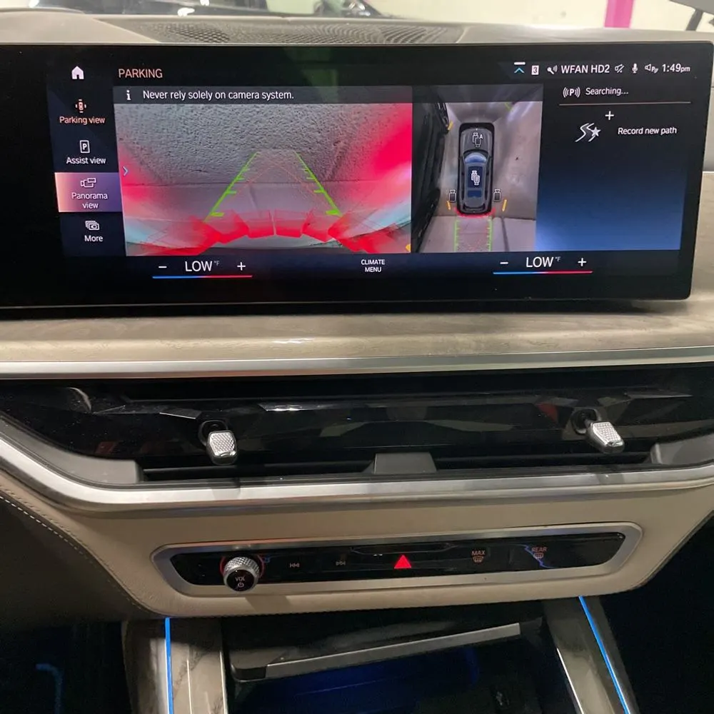 2023 BMW X7 M60i