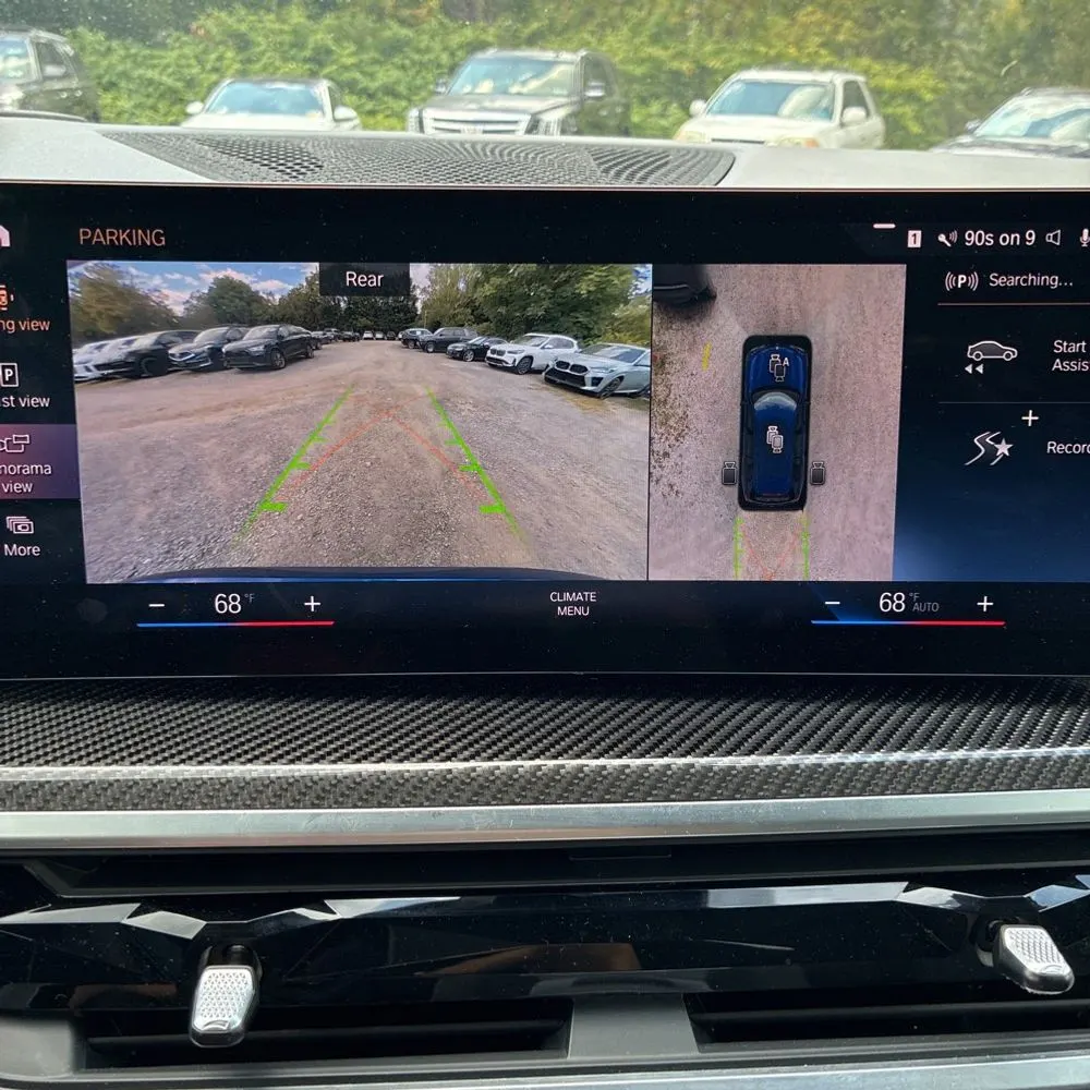 2023 BMW X7 M60i