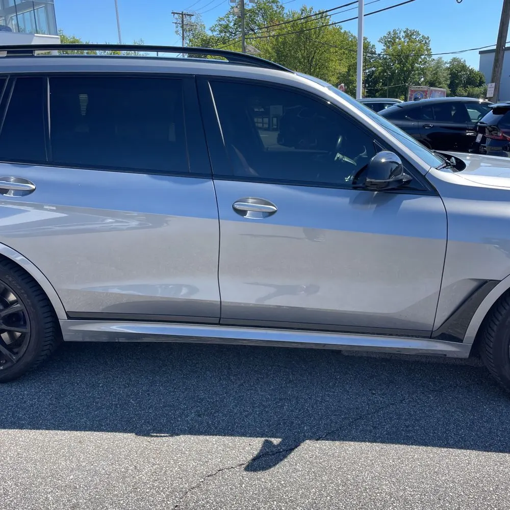 2023 BMW X7 M60i