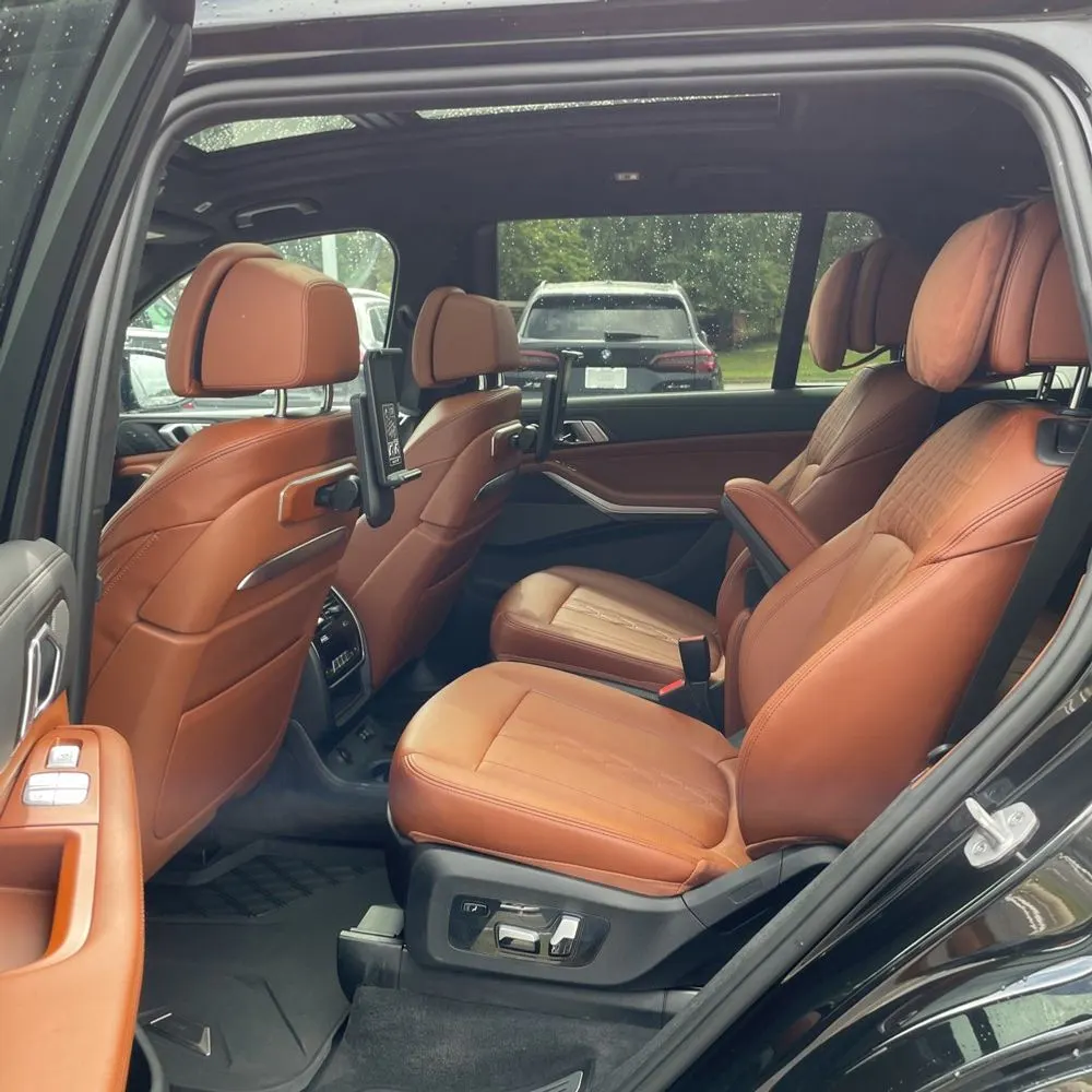 2024 BMW X7 M60i