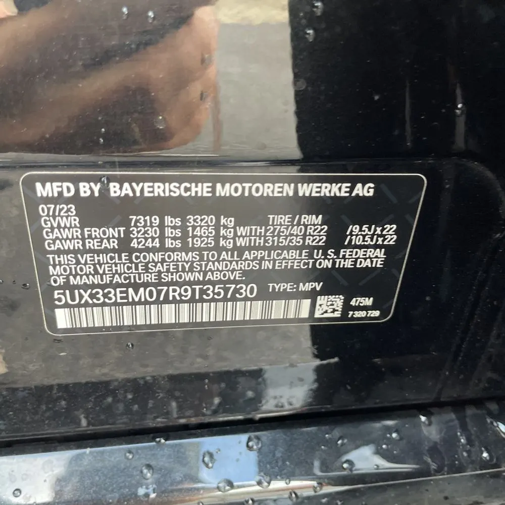 2024 BMW X7 M60i