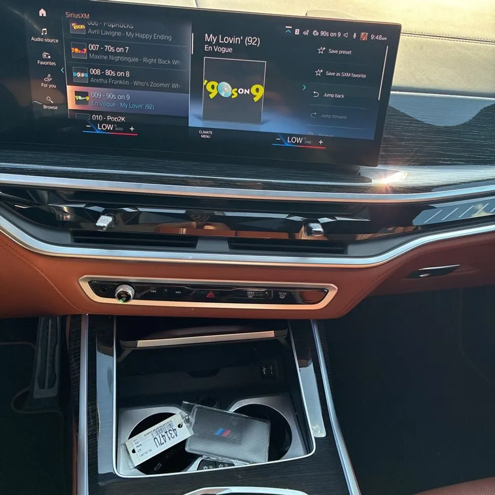 2023 BMW X7 M60i