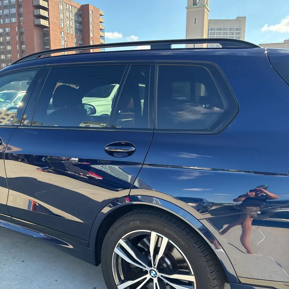 2023 BMW X7 M60i