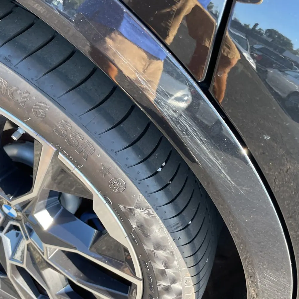 2023 BMW X7 M60i
