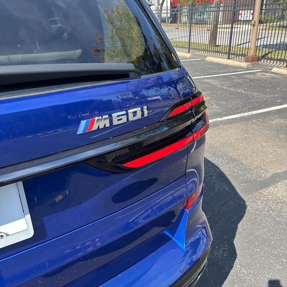 2024 BMW X7 M60i
