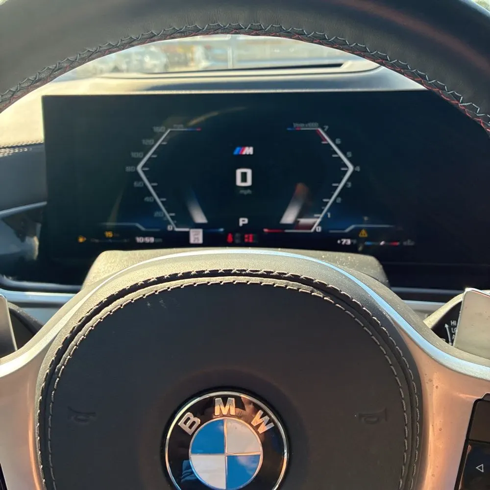 2024 BMW X7 M60i