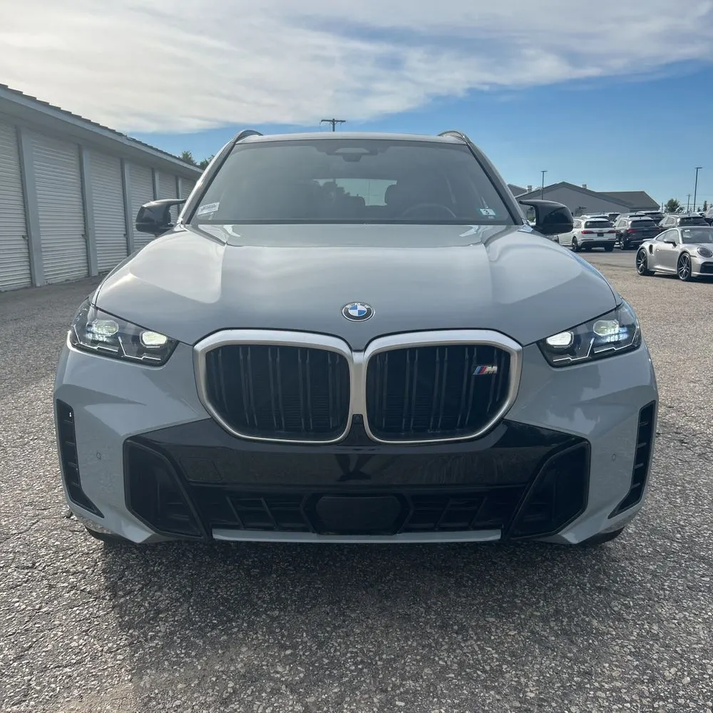 2024 BMW X5 M60i