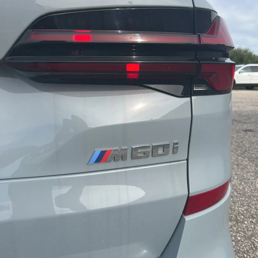 2024 BMW X5 M60i