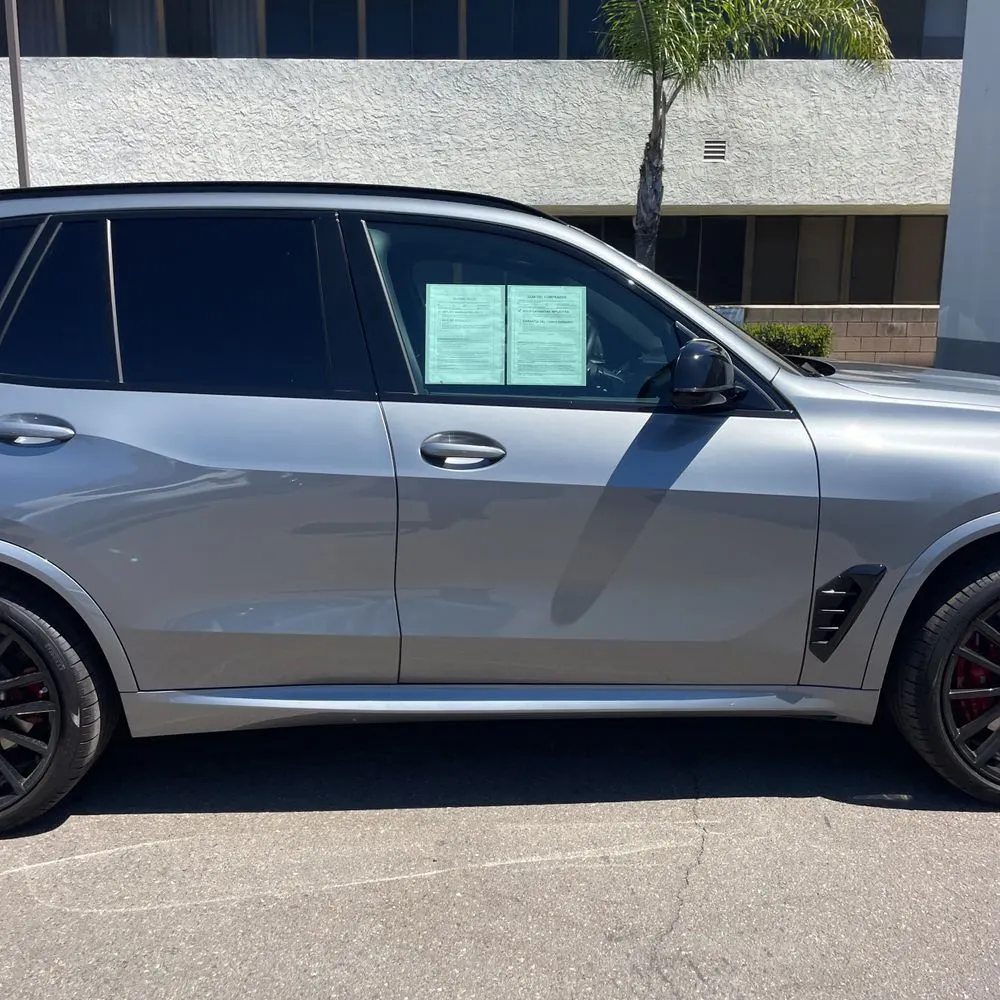 2025 BMW X5 M60i