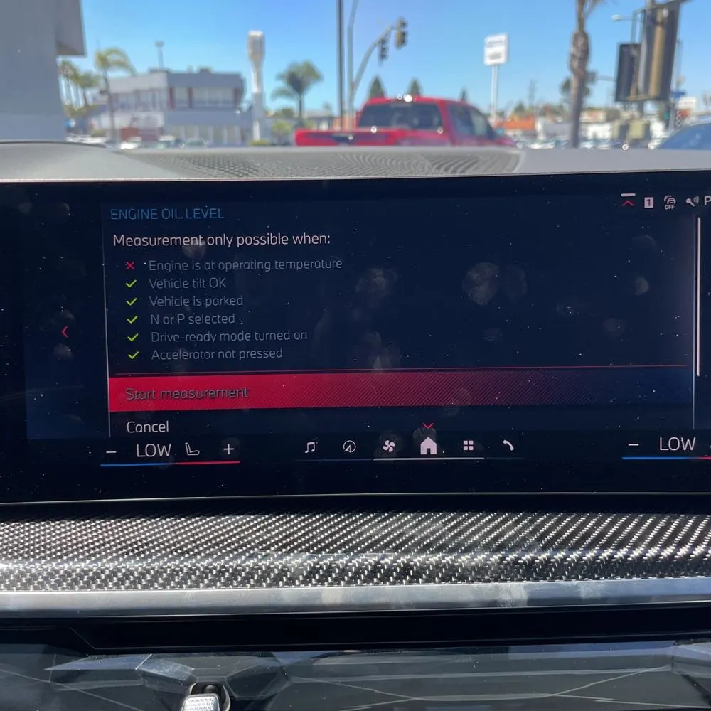 2025 BMW X5 M60i