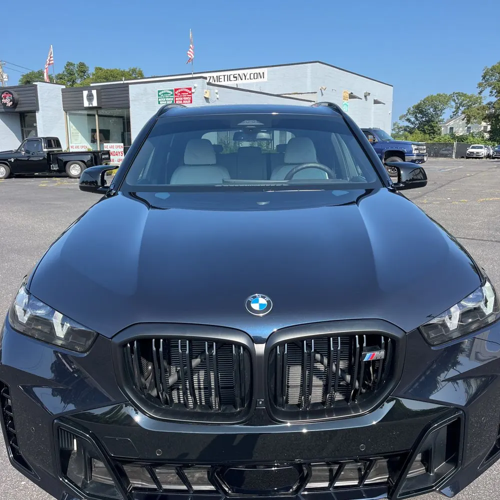 2025 BMW X5 M60i