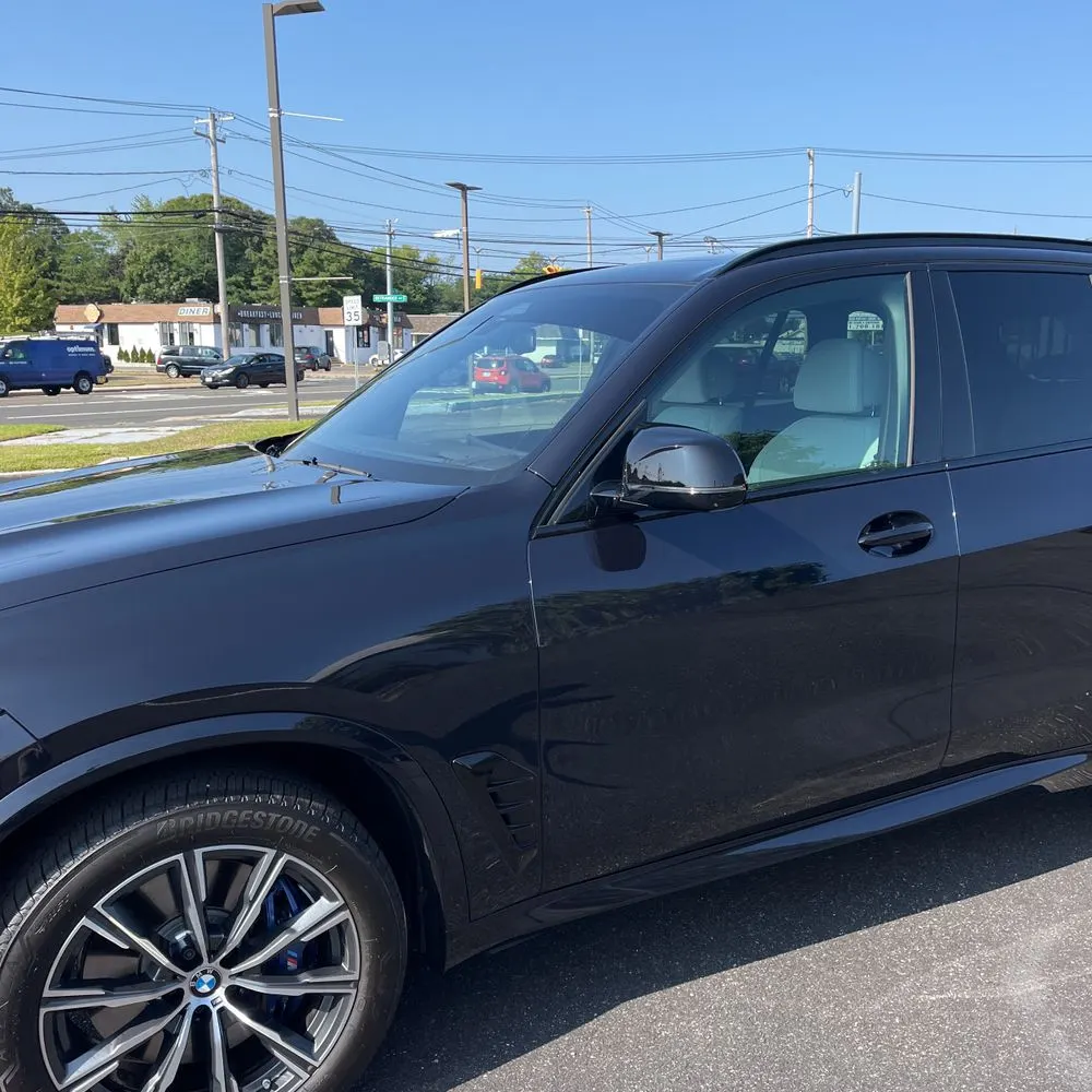 2025 BMW X5 M60i