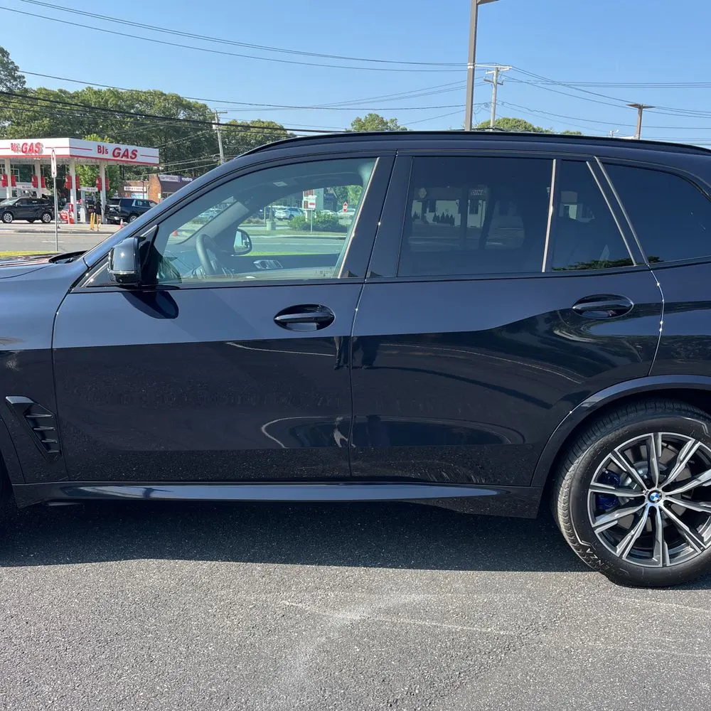 2025 BMW X5 M60i