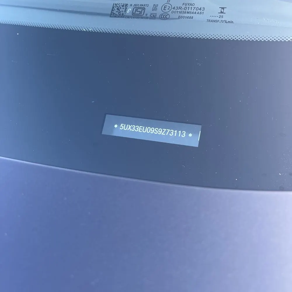 2025 BMW X5 M60i