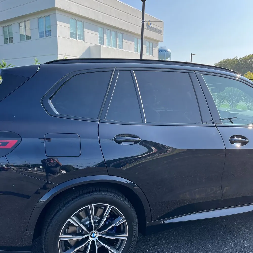 2025 BMW X5 M60i