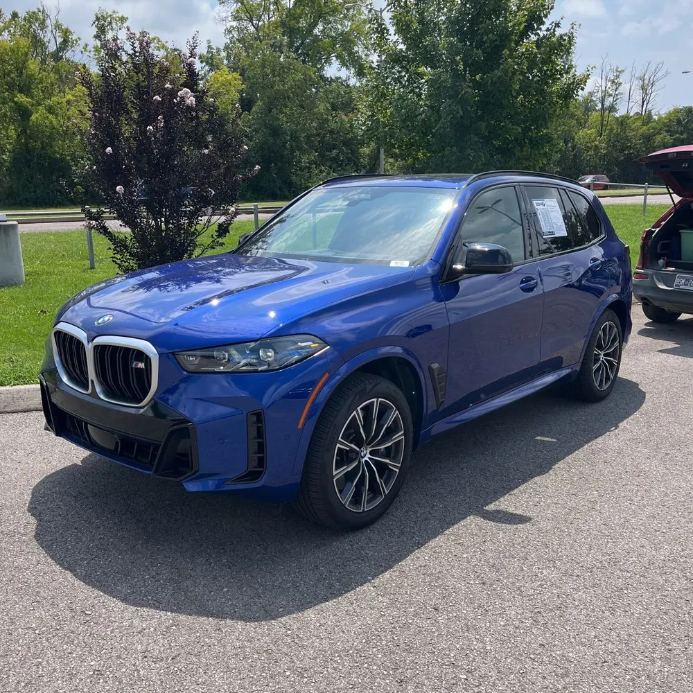 2024 BMW X5 M60i