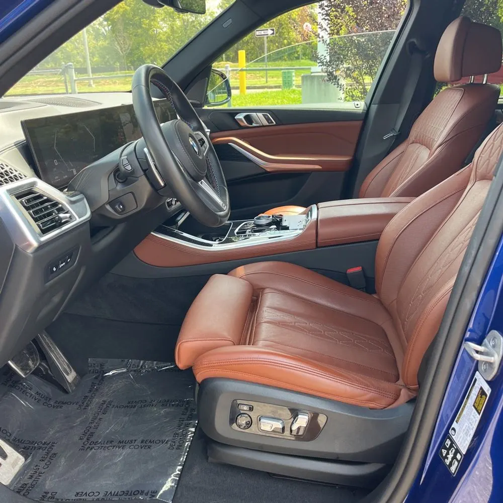 2024 BMW X5 M60i