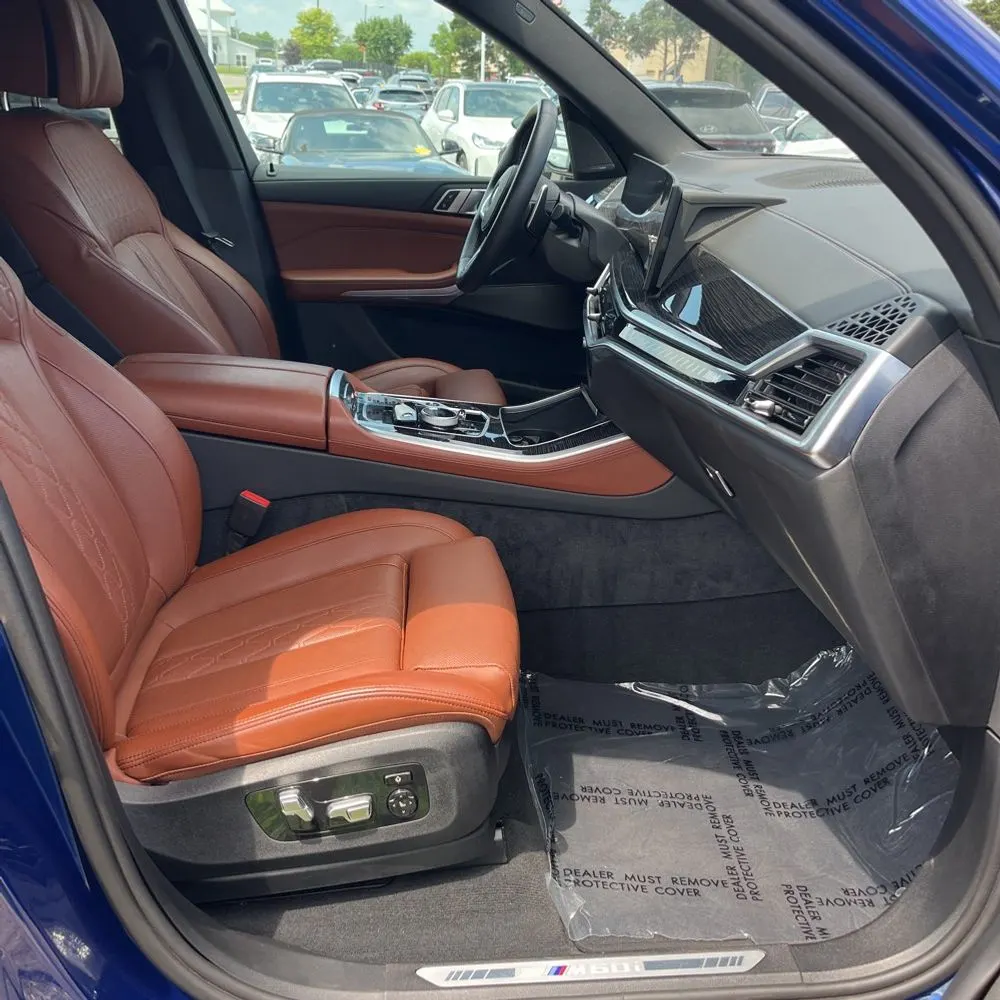 2024 BMW X5 M60i