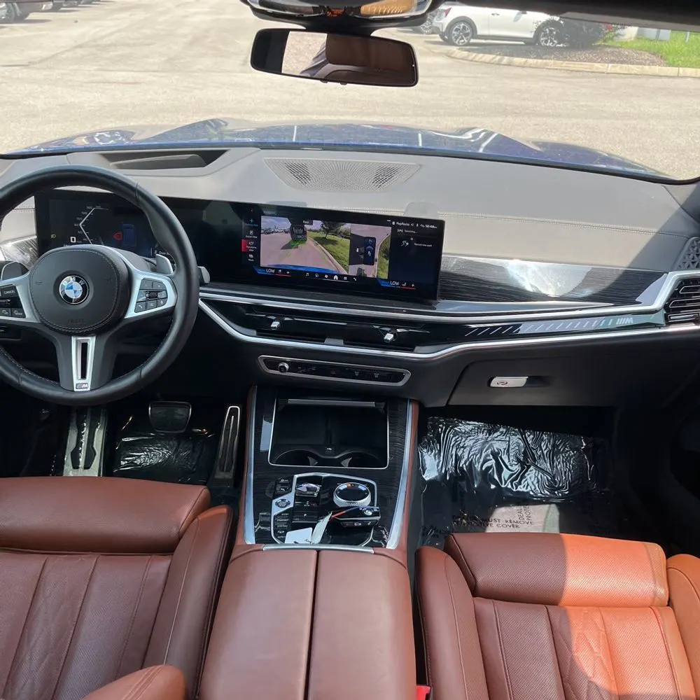2024 BMW X5 M60i