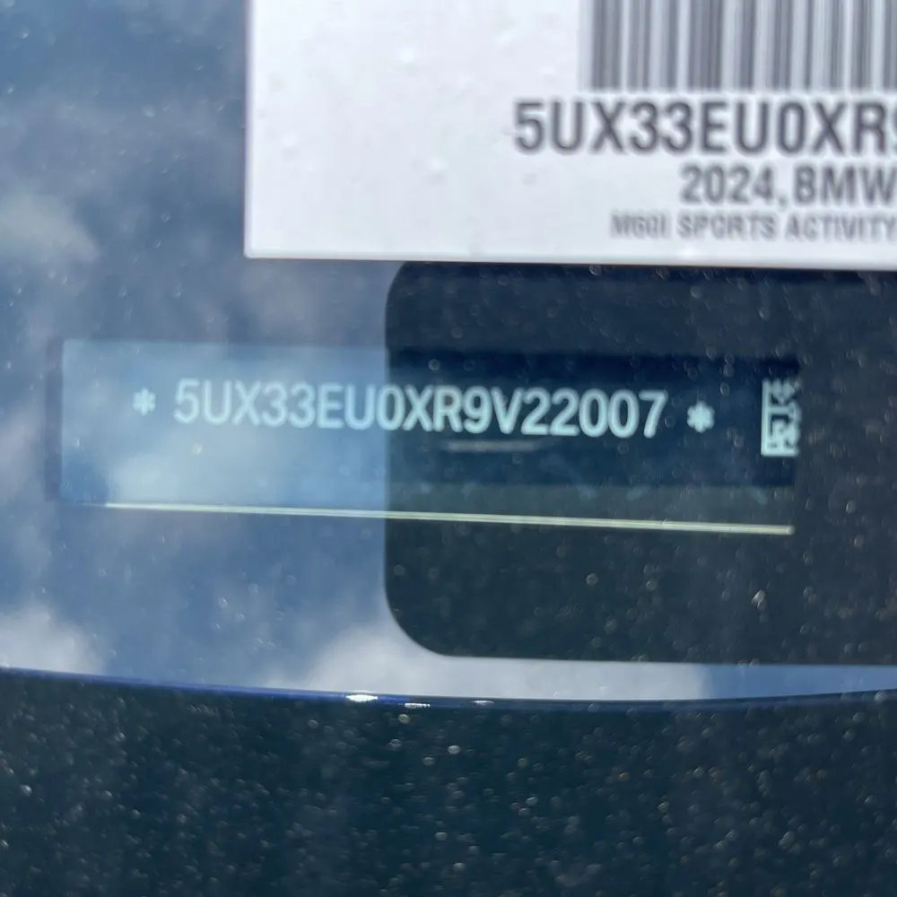 2024 BMW X5 M60i
