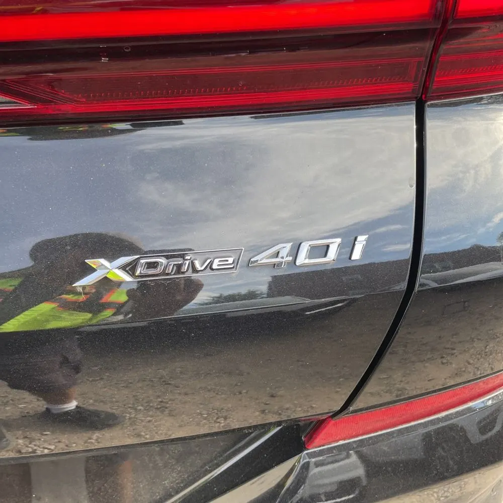 2024 BMW X6 XDrive40i