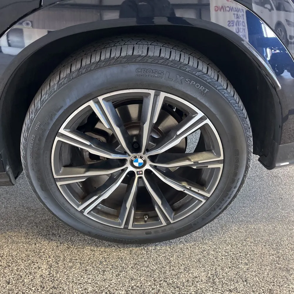 2025 BMW X6 XDrive40i