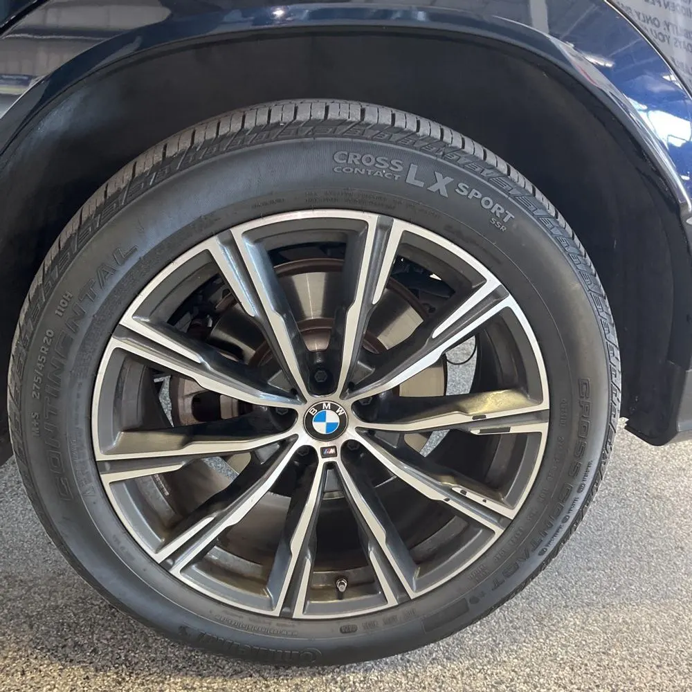 2025 BMW X6 XDrive40i