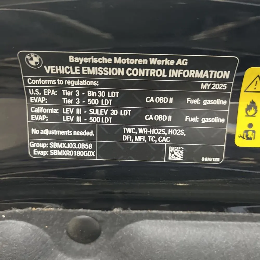 2025 BMW X6 XDrive40i