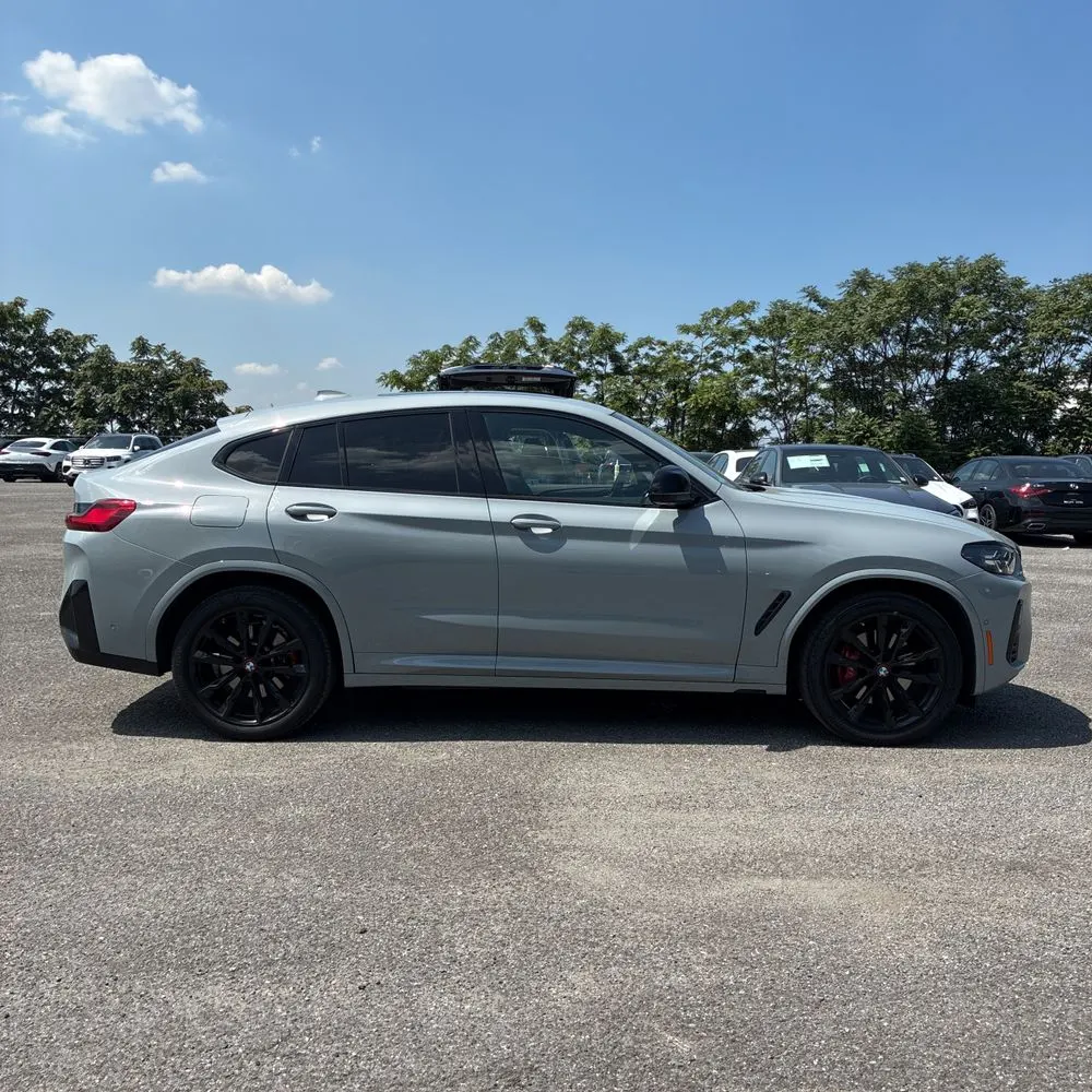 2024 BMW X4 M40i