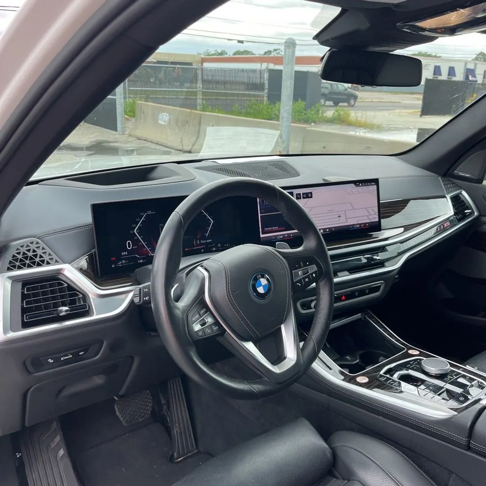 2025 BMW X5 xDrive50e