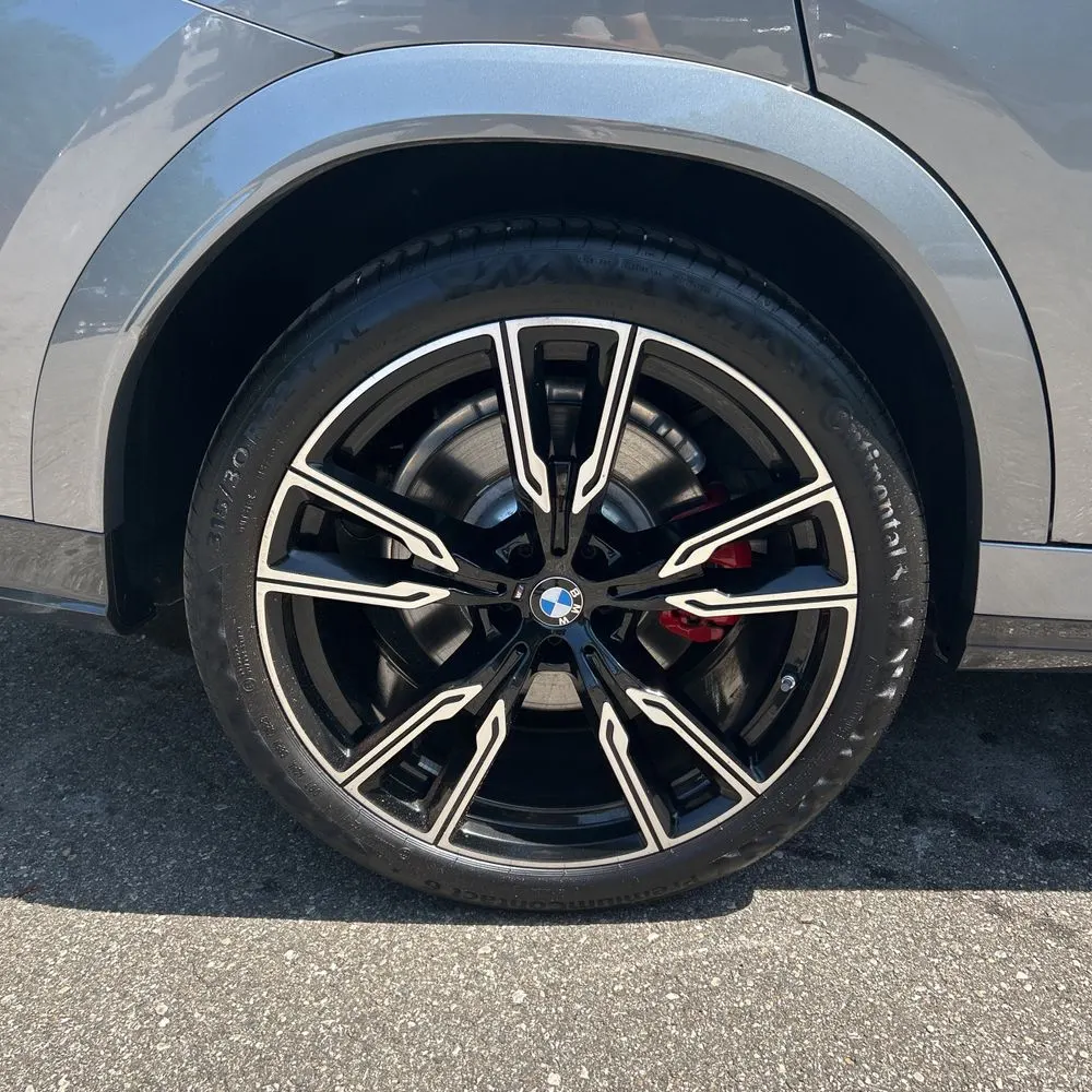2024 BMW X6 M60i