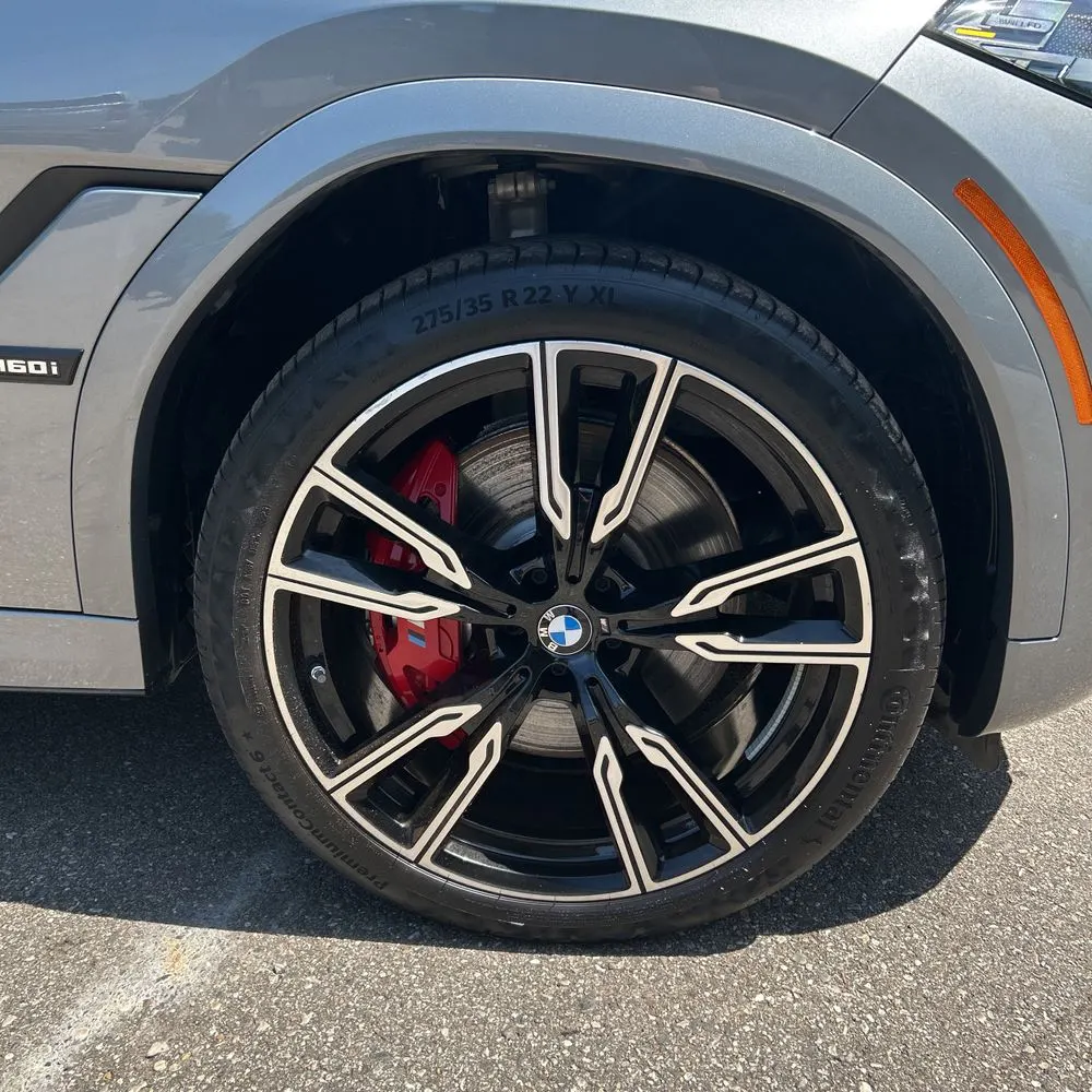 2024 BMW X6 M60i