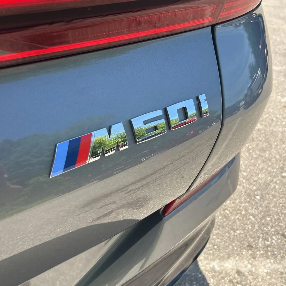 2024 BMW X6 M60i