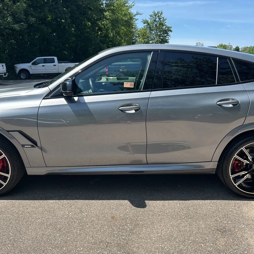 2024 BMW X6 M60i