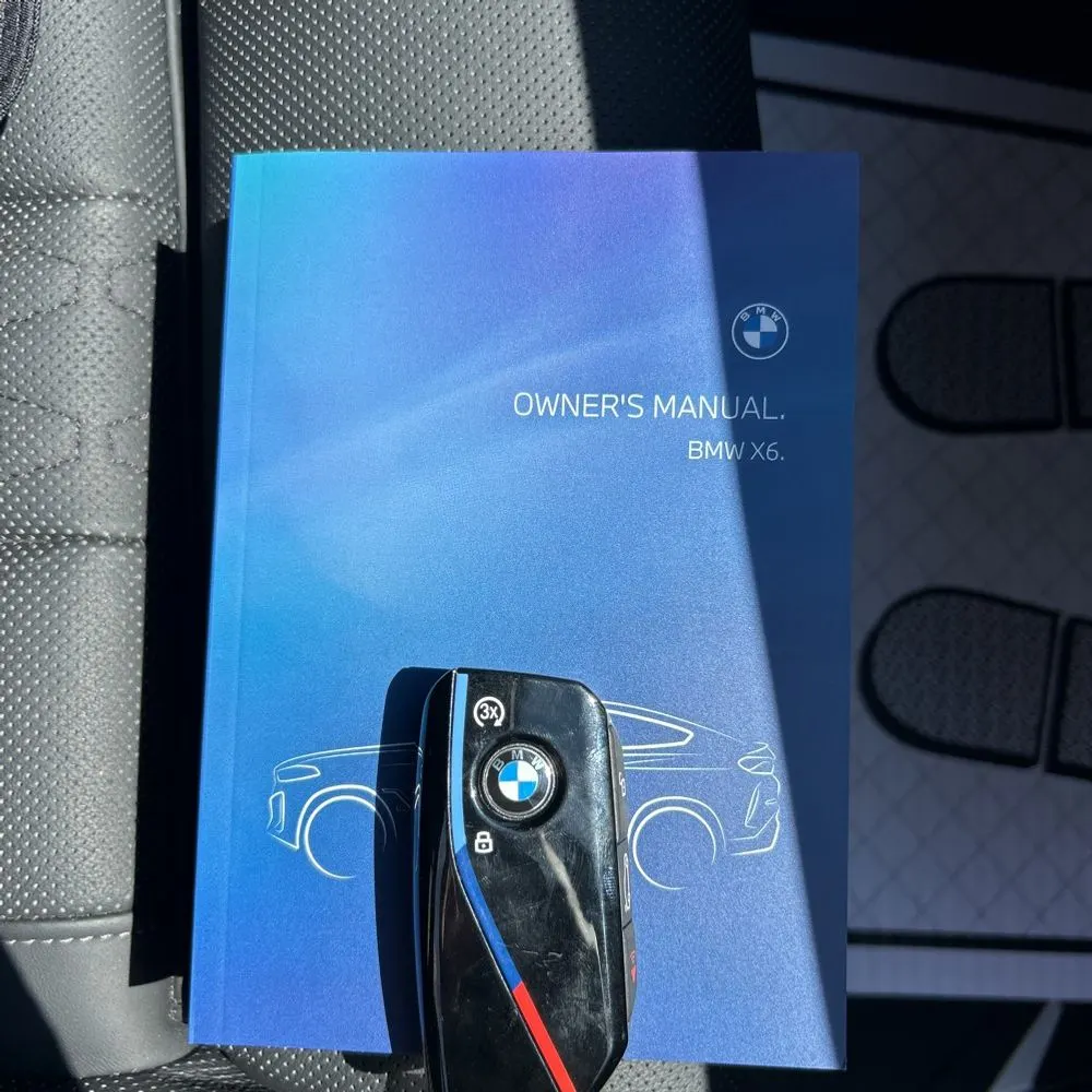2024 BMW X6 M60i