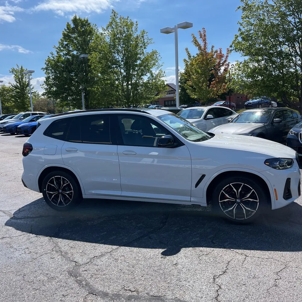 2024 BMW X3 M40i