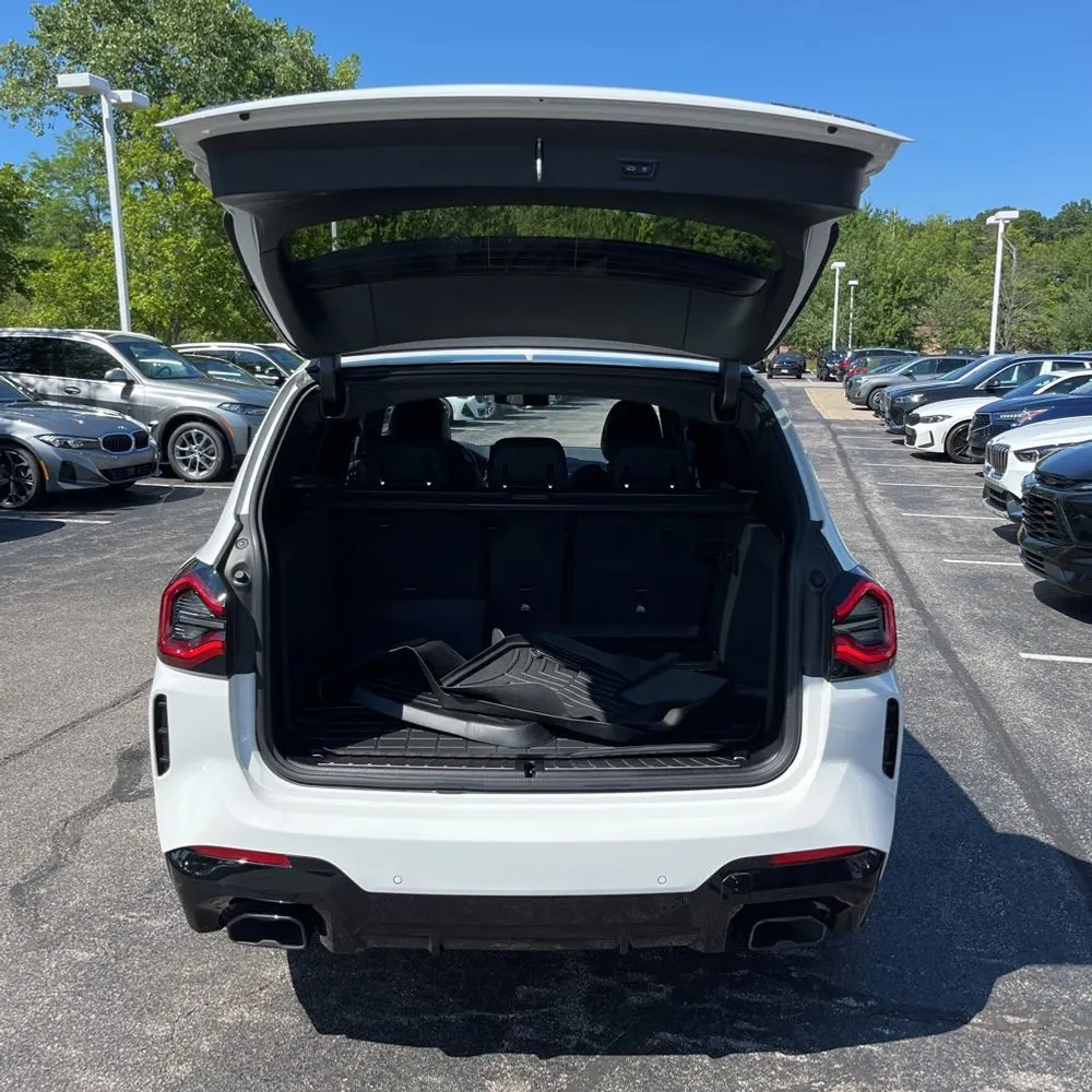 2024 BMW X3 M40i
