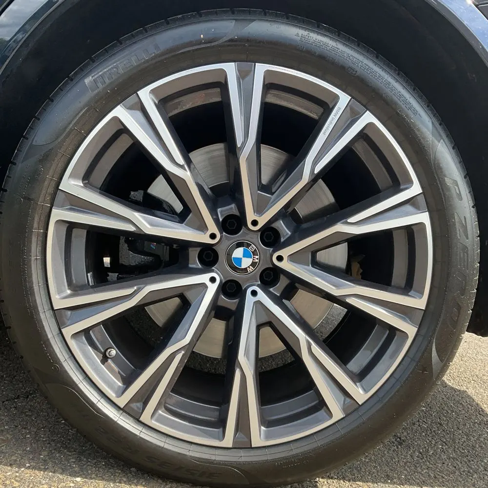 2021 BMW X7 M50i