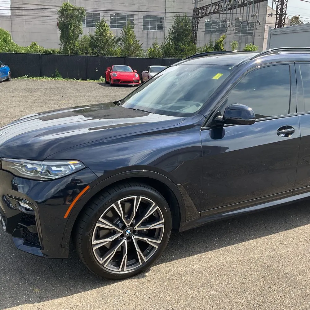 2021 BMW X7 M50i