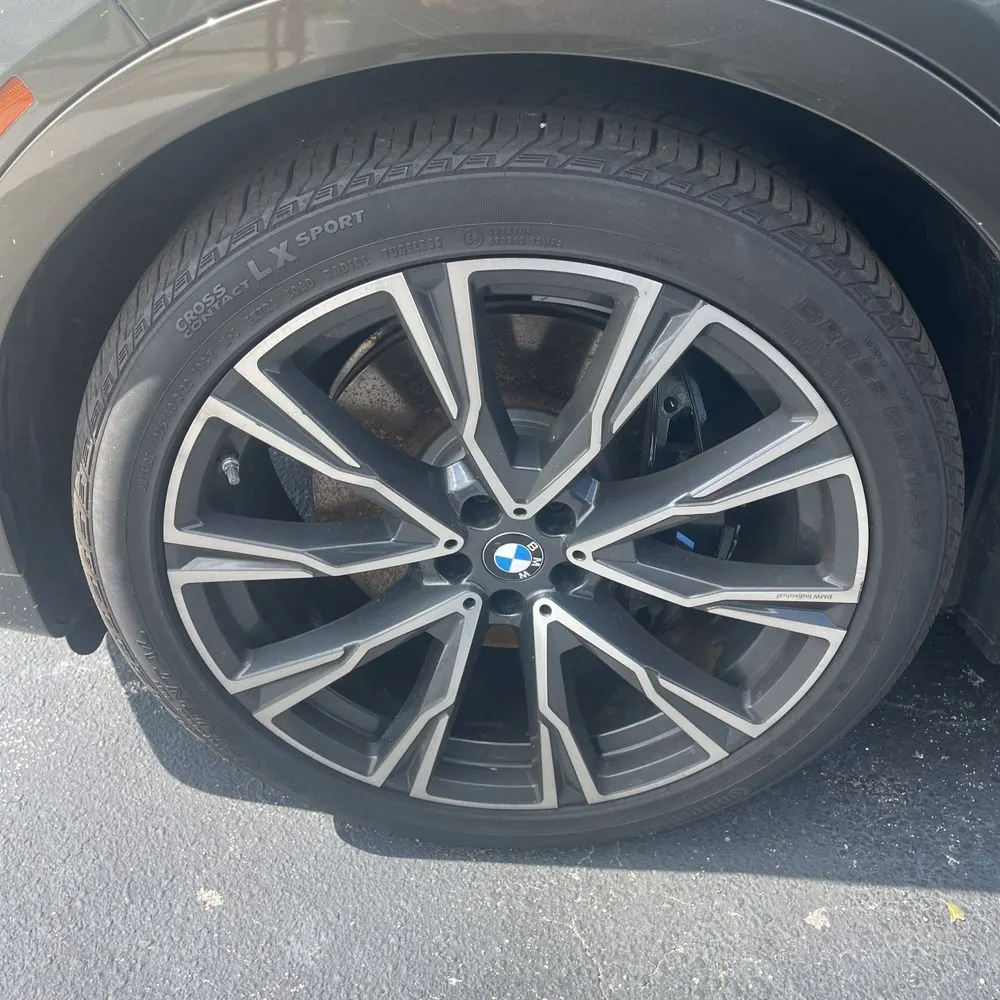 2022 BMW X7 M50i
