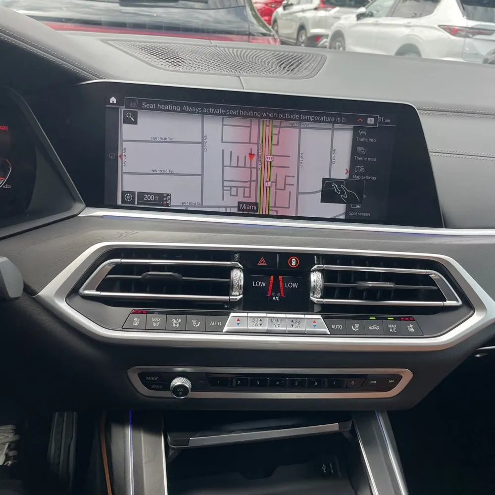 2022 BMW X7 M50i