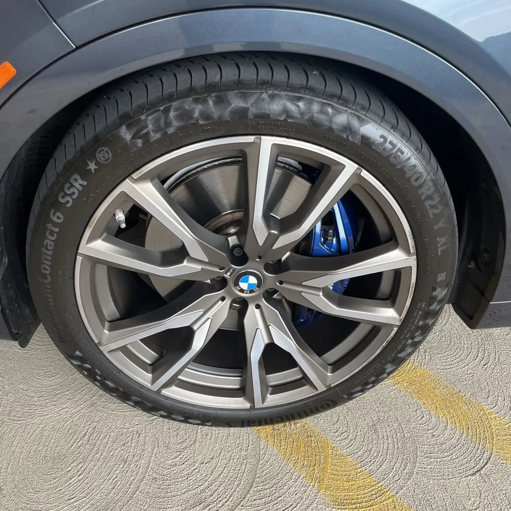 2022 BMW X7 M50i