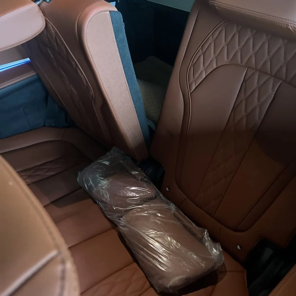 2022 BMW X7 M50i