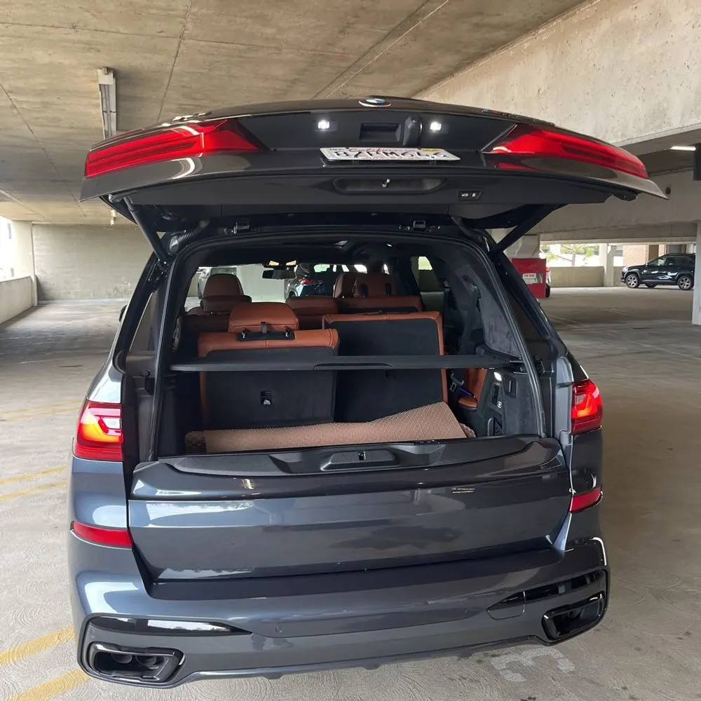 2022 BMW X7 M50i
