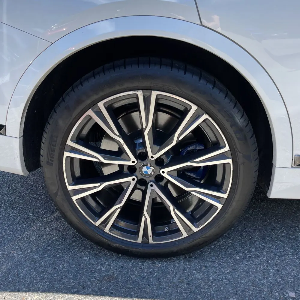 2021 BMW X7 M50i
