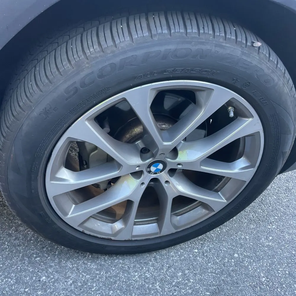 2023 BMW X6 XDrive40i