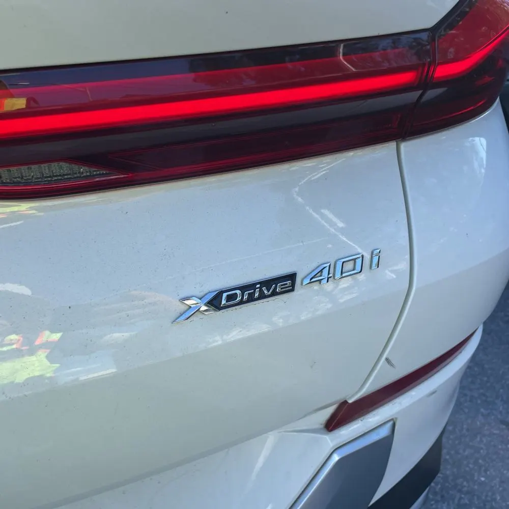 2023 BMW X6 XDrive40i